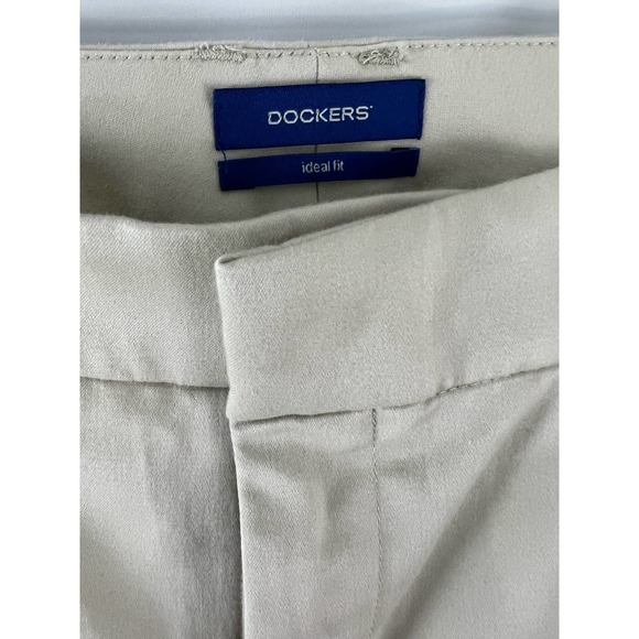 New Dockers Ideal Fit Mid Rise Metro Capri Stretch With Tags Size 10 Khaki - Picture 3 of 5